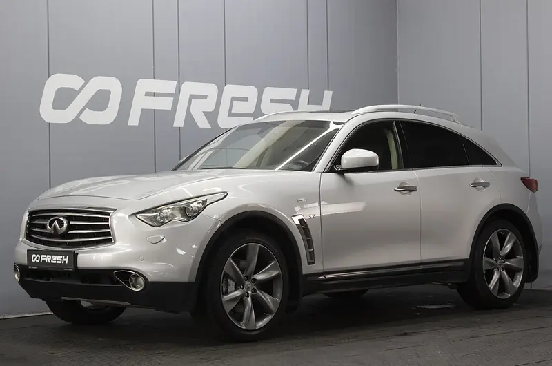 QX70