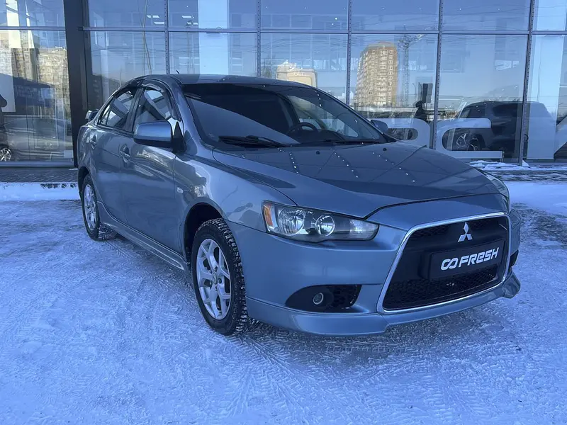Mitsubishi Lancer