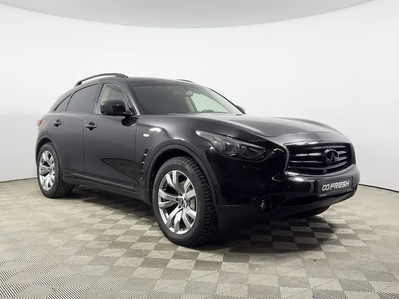 Infiniti QX70