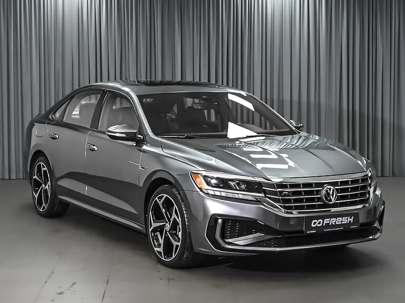 Volkswagen Passat (North America and China)